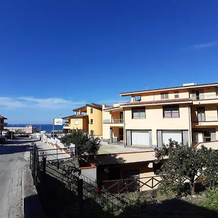 Living Vacanze Piraino