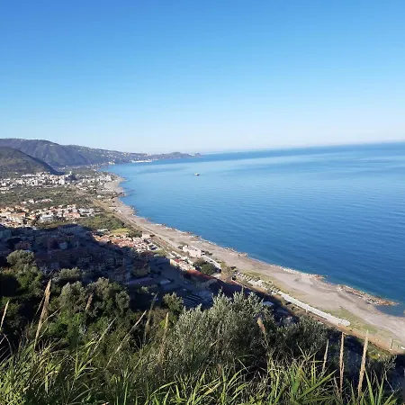 Living Vacanze * Piraino