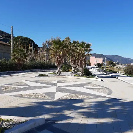 Living Vacanze Aparthotel Piraino