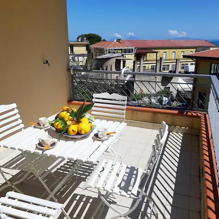 Living Vacanze 피라이노