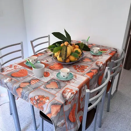 Living Vacanze 3* 피라이노