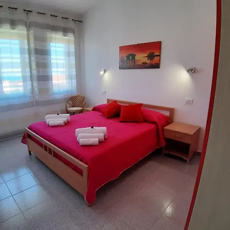 Living Vacanze 3* 피라이노